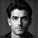 Ritratto in bianco e nero di Marco Ranaldi, Scultore Artigiano di Modulo Design.